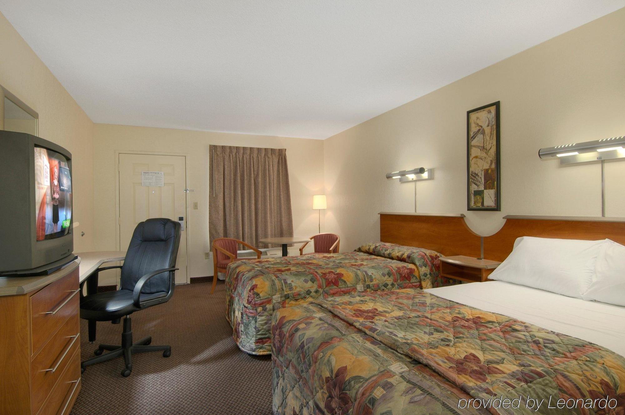 Red Roof Inn Кларксвил Стая снимка
