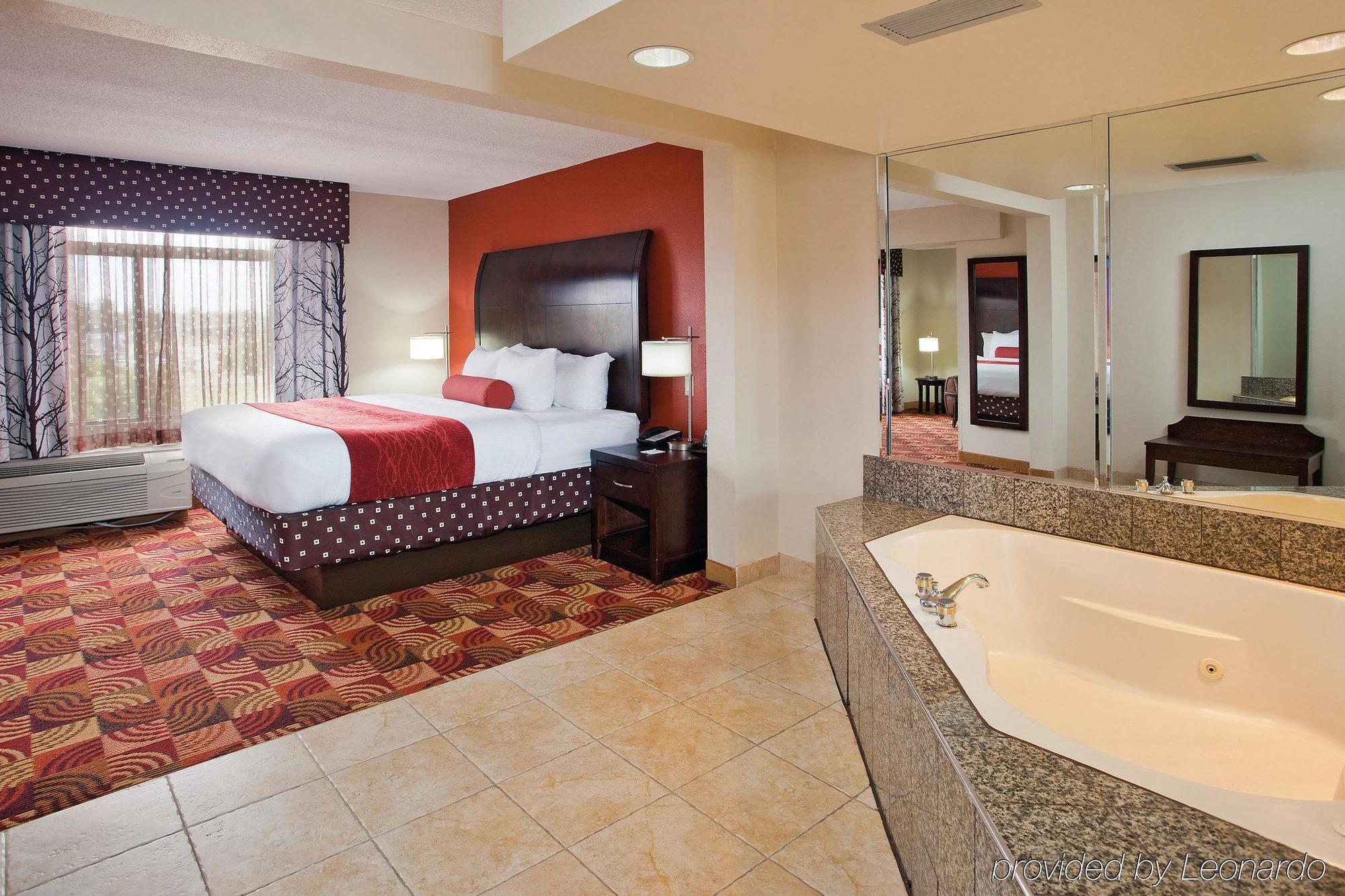 Red Roof Inn Кларксвил Екстериор снимка
