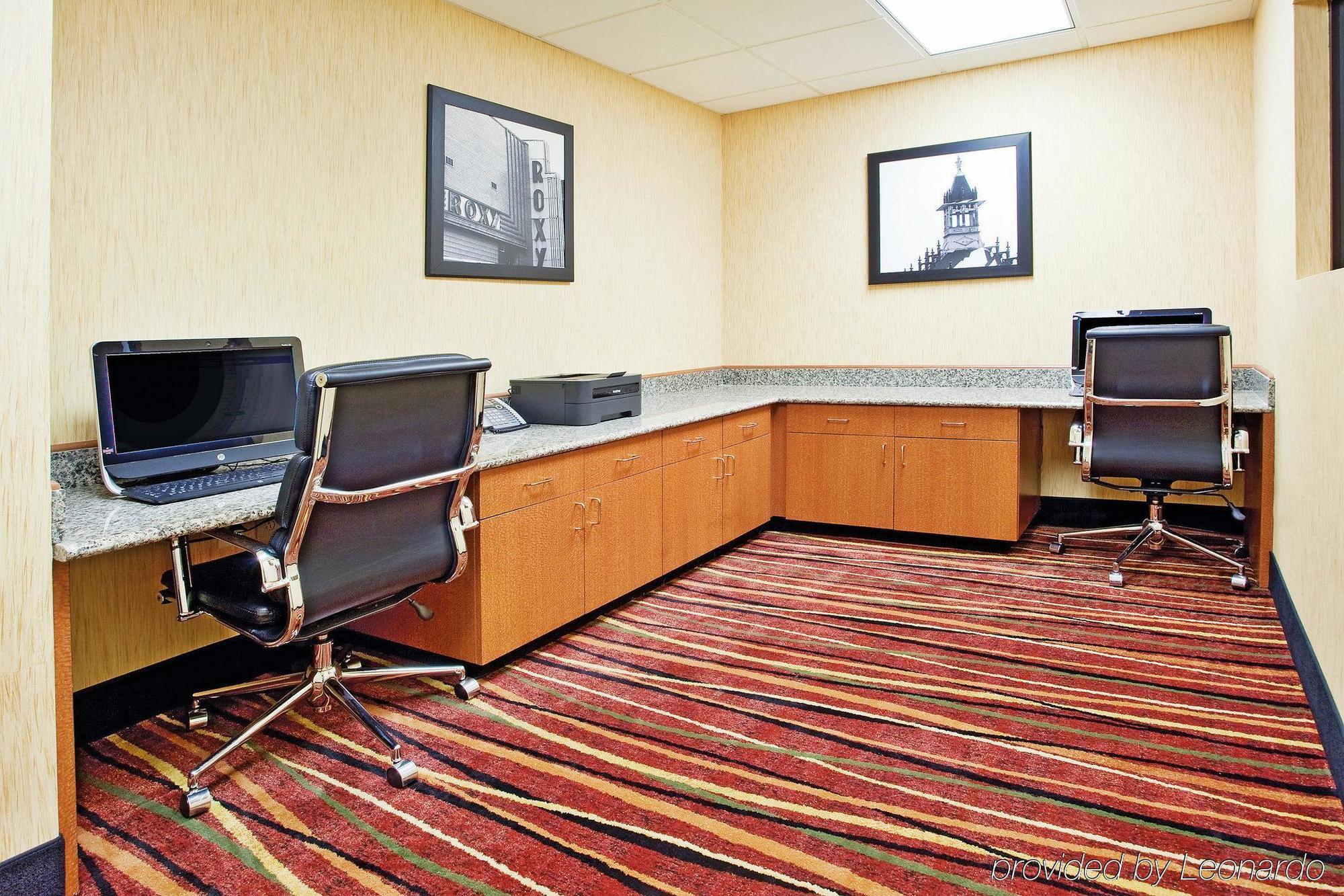 Red Roof Inn Кларксвил Екстериор снимка
