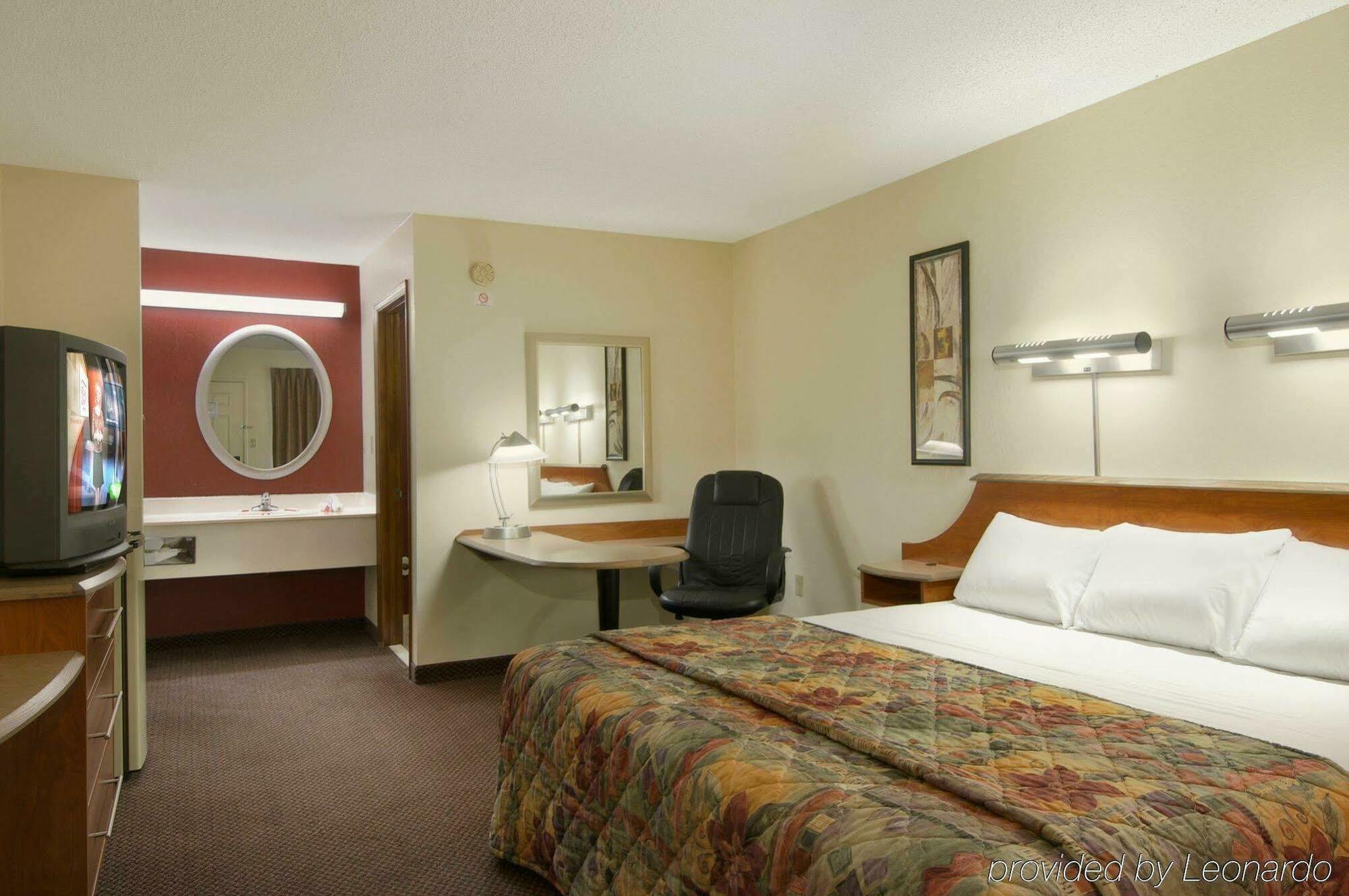 Red Roof Inn Кларксвил Екстериор снимка